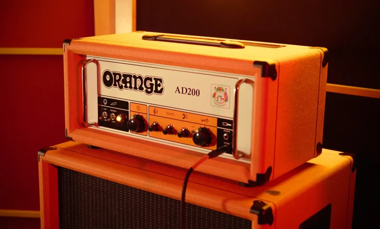 Orange AD200 (fot. Orange Amplification)